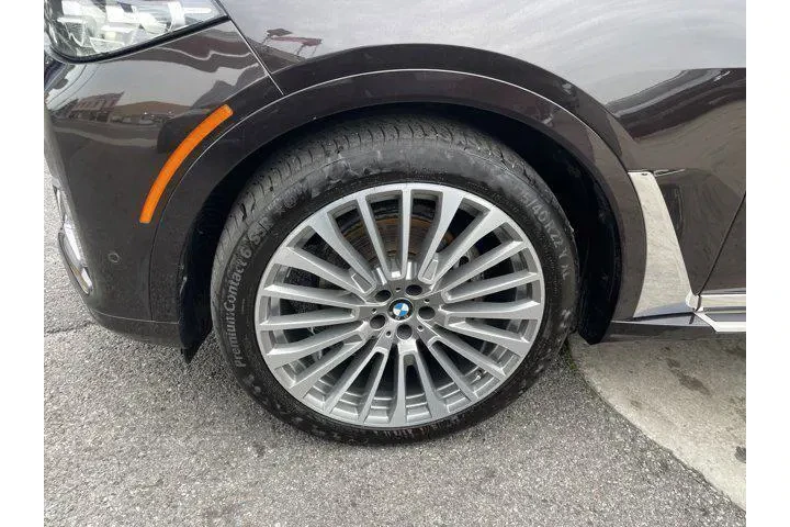 $39599 : BMW X7 2022 AWD xDrive40i 4d image 9