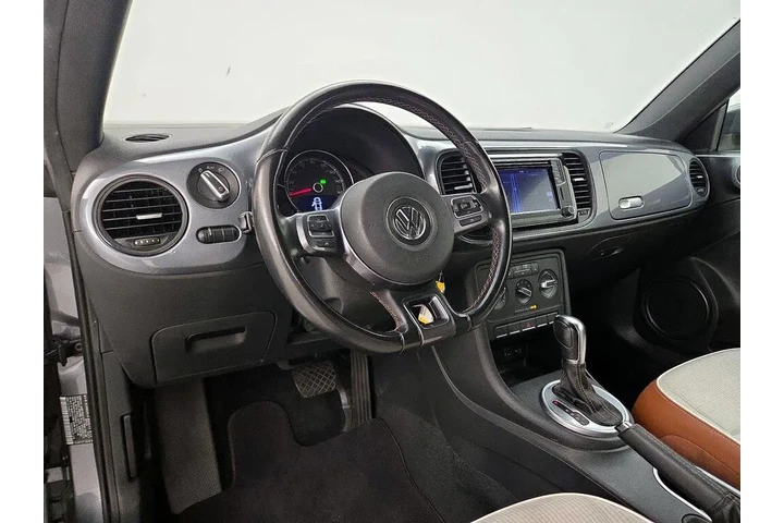 $16998 : Volkswagen Beetle Convertibl image 9