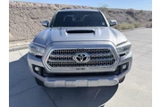 $28913 : Toyota Tacoma 2017 4x4 TRD O thumbnail