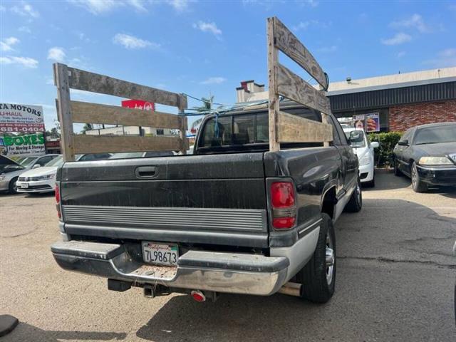 $4400 : 1995 Ram 2500 Laramie SLT image 6