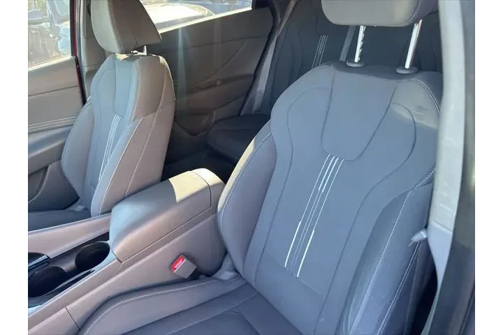 $17995 : Hyundai ELANTRA 2023 SEL 4dr image 6