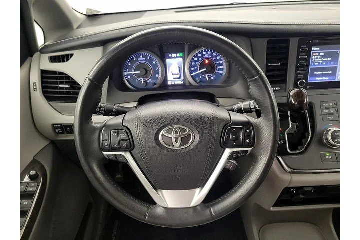 $25998 : Toyota Sienna 2018 XLE 8-Pas image 10