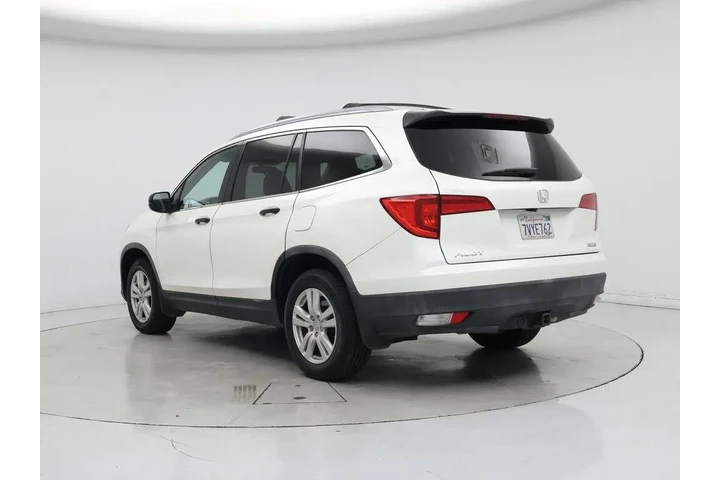 $19998 : Honda Pilot 2017 AWD LX 4dr image 2