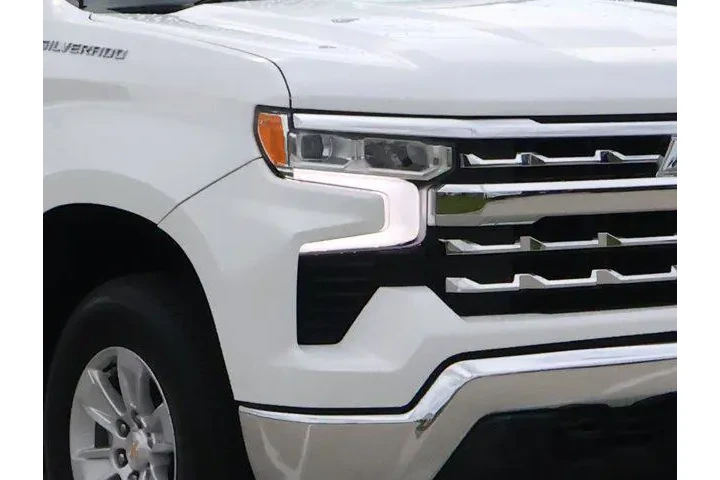 $39513 : Chevrolet Silverado 1500 202 image 1