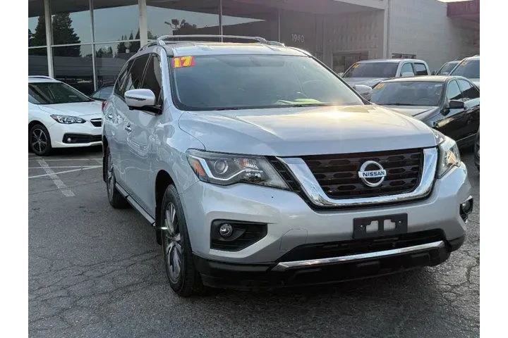 $16195 : Nissan Pathfinder 2017 S 4dr image 1