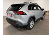 $26330 : Toyota RAV4 2019 AWD XLE 4dr thumbnail