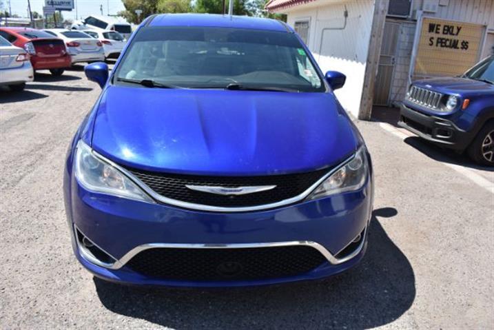 $13799 : 2019 Pacifica Touring Plus image 6