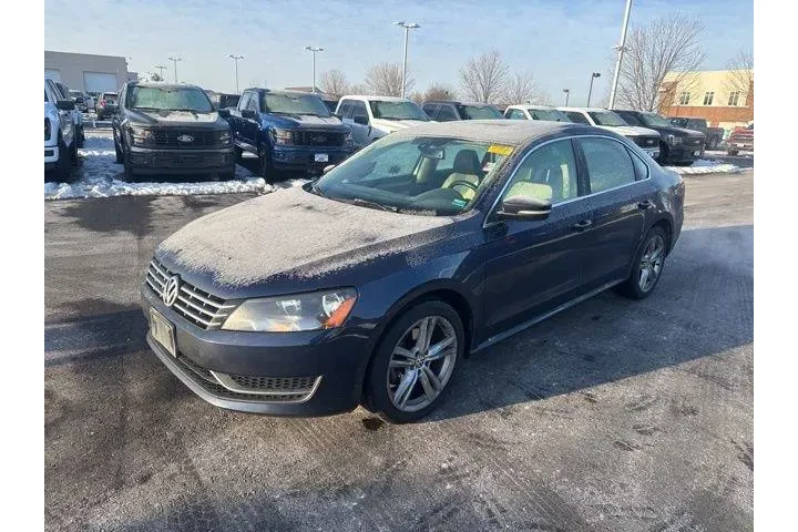$9000 : Volkswagen Passat 2014 2.0L image 3