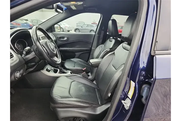 $14000 : Jeep Compass 2021 4x4 80th A image 8