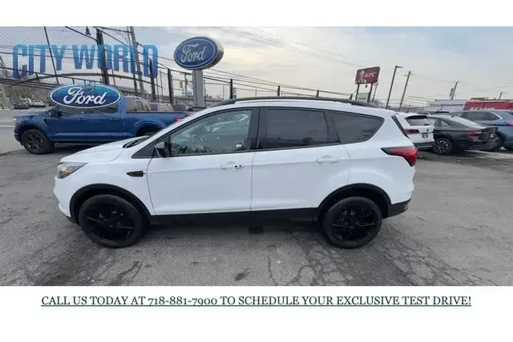 $14998 : Ford Escape 2019 AWD SE 4dr image 2