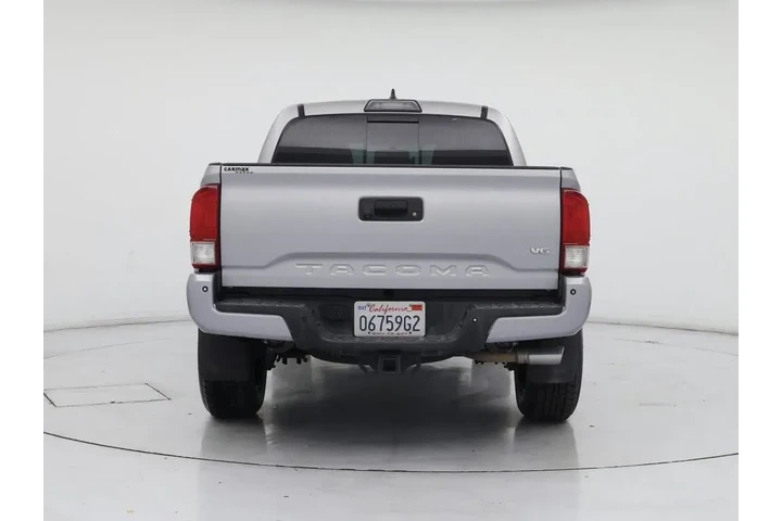 $30998 : Toyota Tacoma 2017 4x2 TRD S image 6