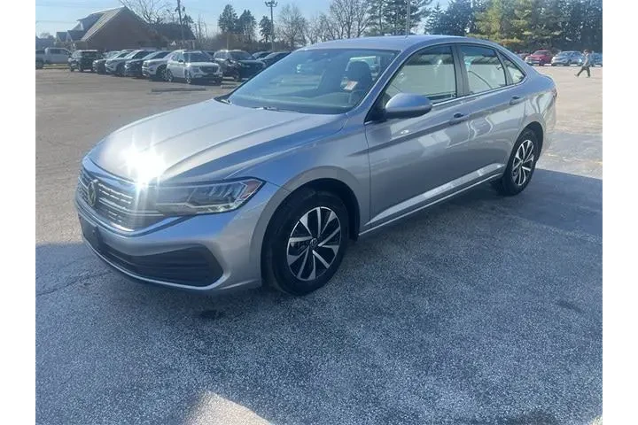 $17495 : Volkswagen Jetta 2024 S 4dr image 6