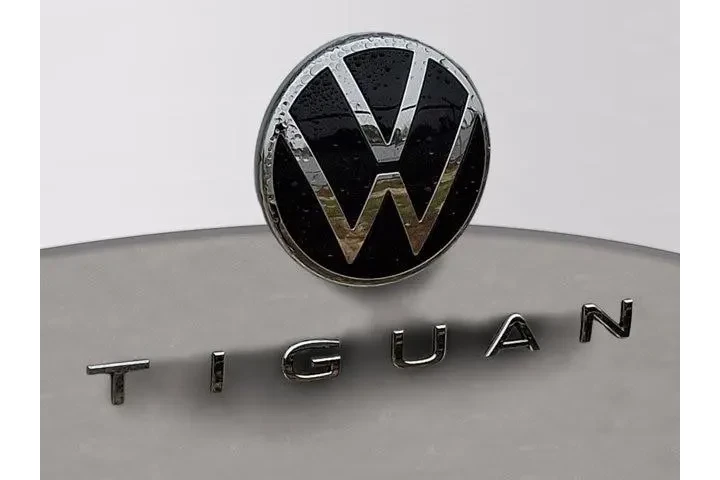 $25249 : Volkswagen Tiguan 2024 Wolfs image 5