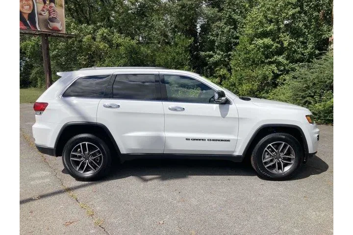 $26833 : Jeep Grand Cherokee WK 2022 image 2