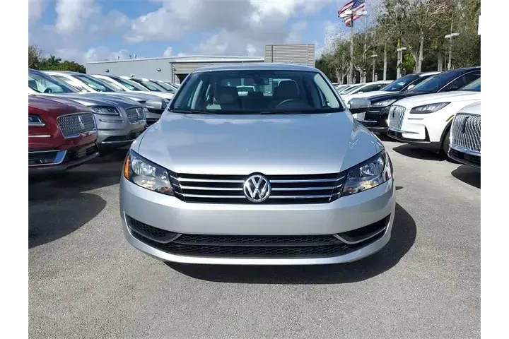 $8990 : Volkswagen Passat 2015 1.8T image 2