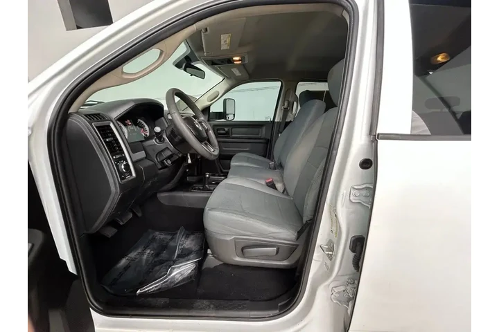 $33991 : Ram 3500 2018 4x4 Tradesman image 7