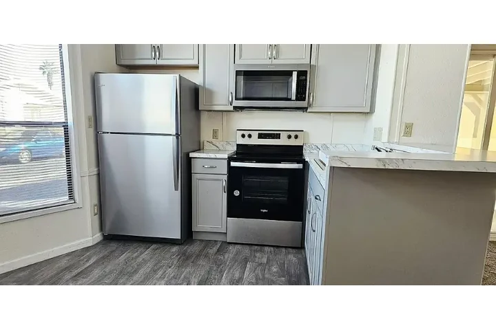 $800 : los sentidos en El Monte, CA image 1