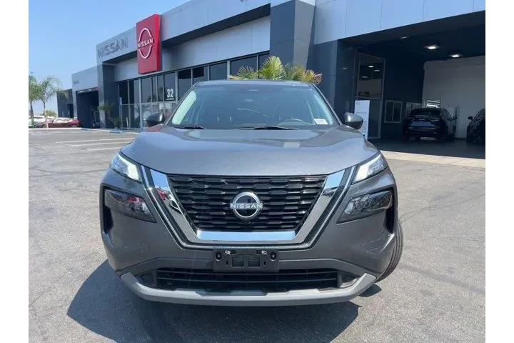 $20181 : Nissan Rogue 2023 S 4dr Cros image 2