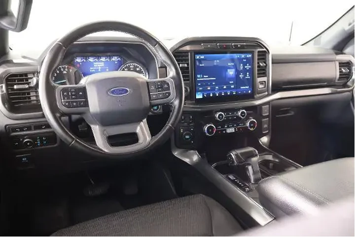 $32718 : Ford F-150 2023 4x4 XLT 4dr image 9