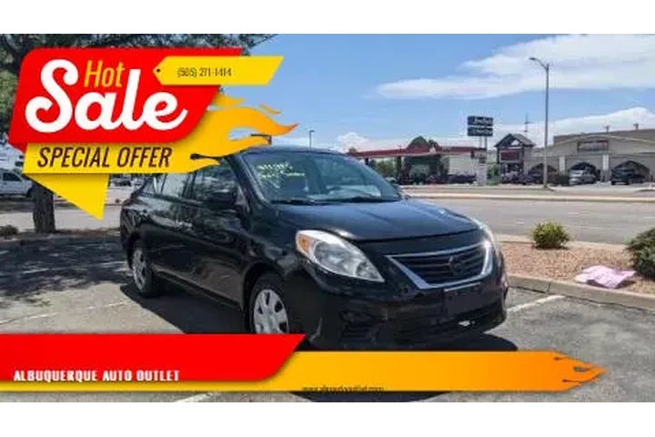 2014 Versa 1.6 SL image 1