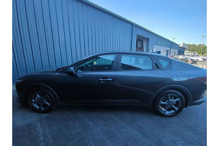 $24994 : Kia K4 2025 LX 4dr Sedan image 10