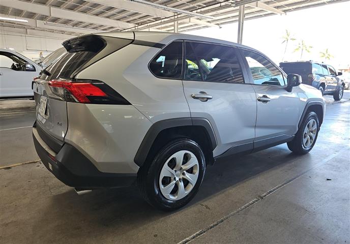 2022 RAV4 image 4