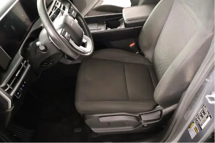 $32996 : Hyundai SANTA FE 2026 SE 4dr image 9