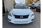 $5999 : 2015 Altima 2.5 S thumbnail