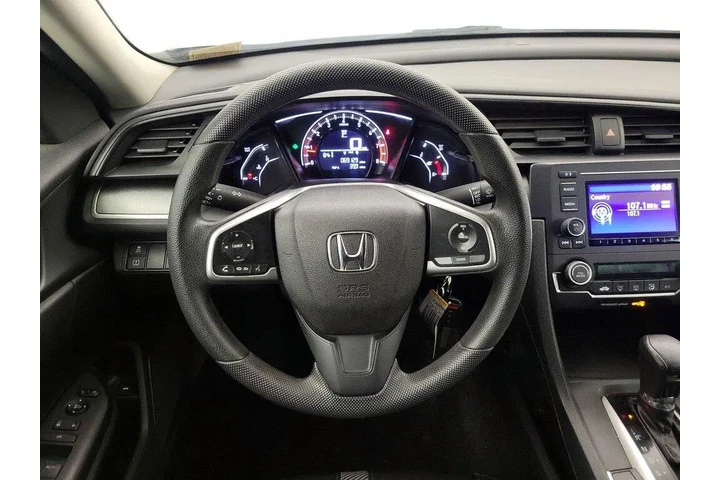 $17998 : Honda Civic 2018 LX 4dr Seda image 10