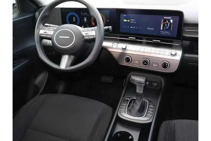 $24013 : Hyundai KONA 2026 SE 4dr SUV image 10