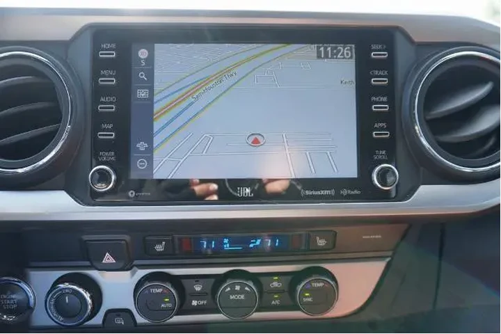 $37488 : Toyota Tacoma 2021 4x4 Limit image 10