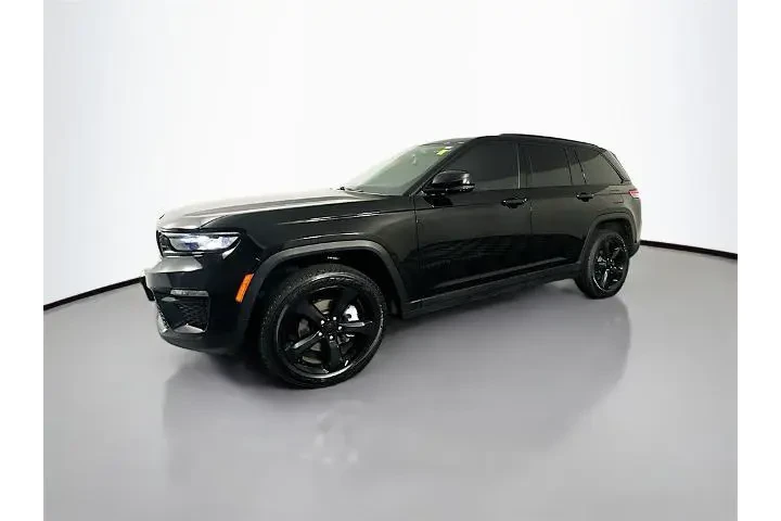 $33900 : Jeep Grand Cherokee 2024 4x4 image 4