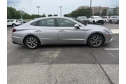 $22166 : Hyundai SONATA 2023 SEL 4dr thumbnail