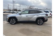 $28499 : Hyundai TUCSON 2025 SEL 4dr thumbnail