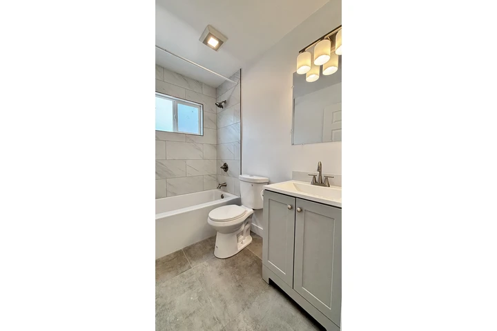 $1700 : Casita1 recamaraHuntingtonPark image 4