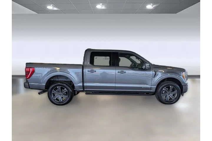 $39698 : Ford F-150 2023 4x4 XLT 4dr image 8