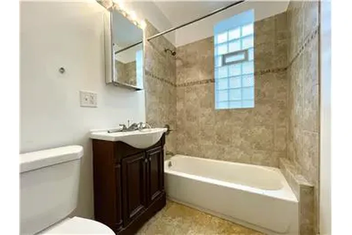 $2750 : Rental property with 3 bedro image 10