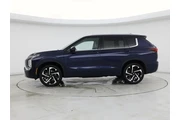 $29998 : Mitsubishi Outlander 2024 SE thumbnail