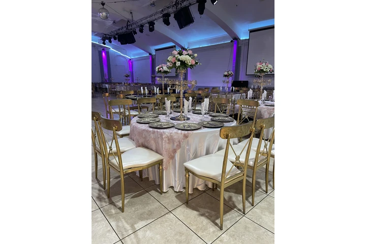 Salon De Fiesta para 50 - 250 image 2