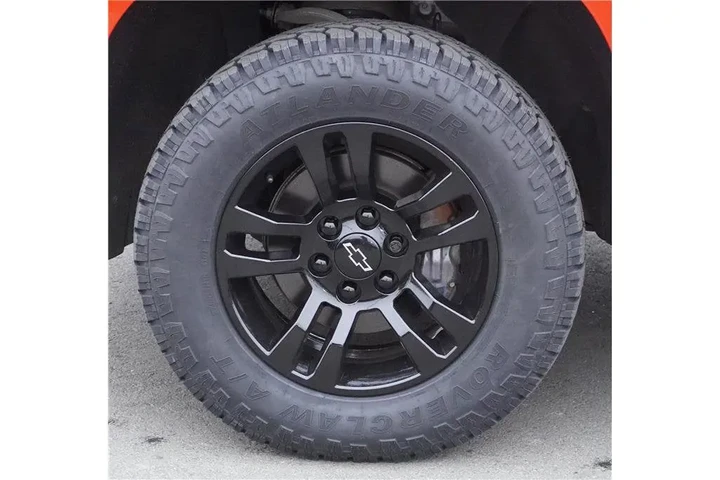 $33984 : 2020 Silverado 1500 LT image 9