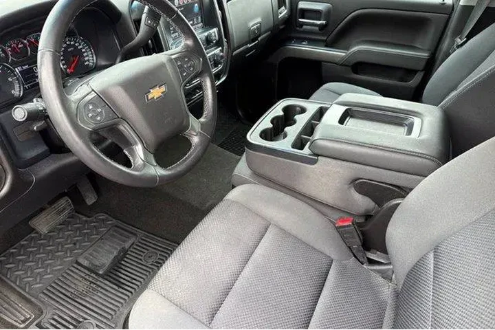 $25878 : Chevrolet Silverado 1500 LD image 5