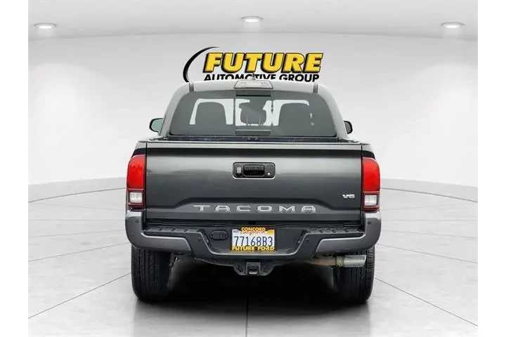 $25488 : Toyota Tacoma 2018 4x2 TRD O image 6