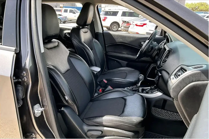 $16083 : Jeep Compass 2019 4x4 Altitu image 9