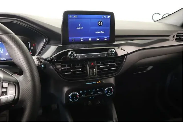 $25026 : Ford Escape 2025 ST-Line 4dr image 5