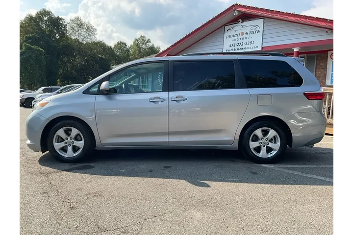 $11485 : Toyota Sienna 2015 LE 7-Pass image 8