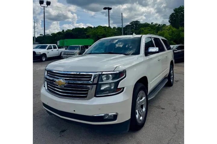 $11500 : 2015 Suburban LTZ image 1
