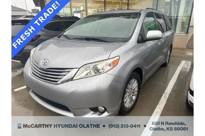$23268 : Toyota Sienna 2017 XLE 7-Pas image 1