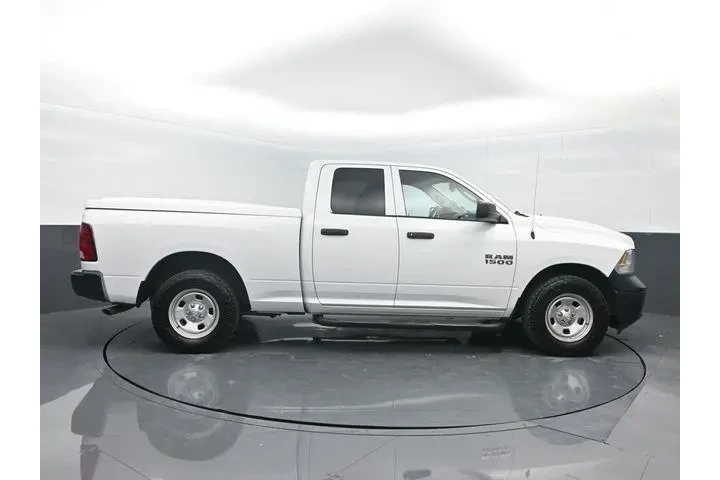 $15558 : Ram 1500 2018 4x2 Express 4d image 8
