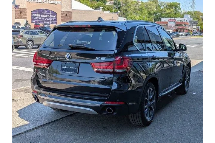 $15895 : BMW X5 2016 AWD xDrive35i 4d image 6