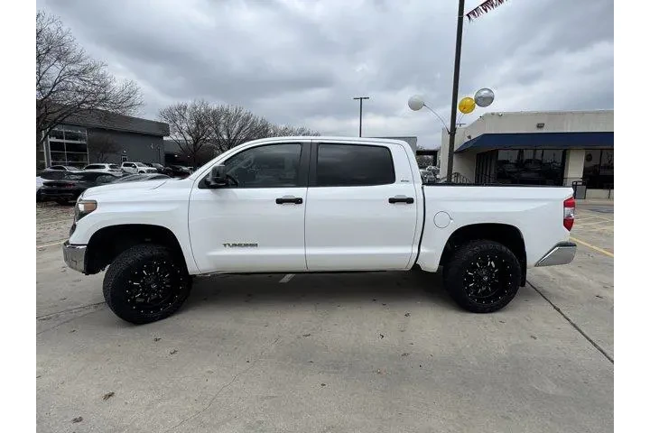 $26791 : Toyota Tundra 2018 4x2 SR5 4 image 9